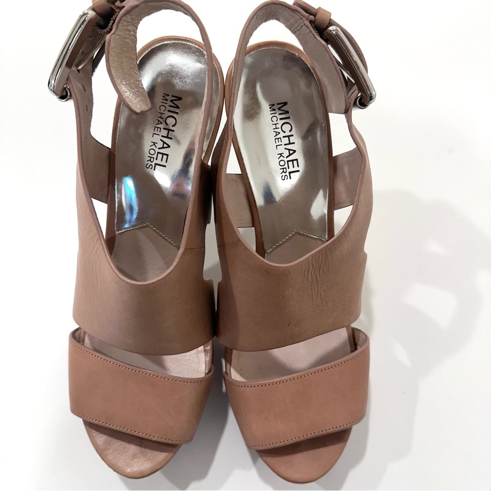 Michael Kors Tan Leather Platform Wooden Women's Heels Sandals 9.5 - Picture 5 of 9